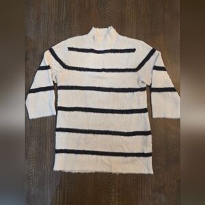 VENUS Black and White Striped Sweater